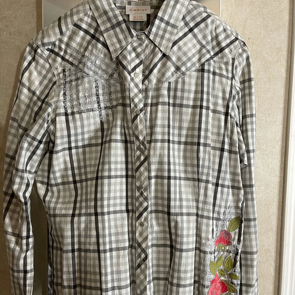 Ariat button up shirt.  New.  Never worn.